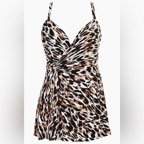 NWT Miraclesuit
Fur Realz Adora Swim Dress - Picture 5 of 7